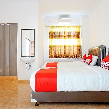 Oyo 694 Khasanah Residence Pekanbaru Zewnętrze zdjęcie
