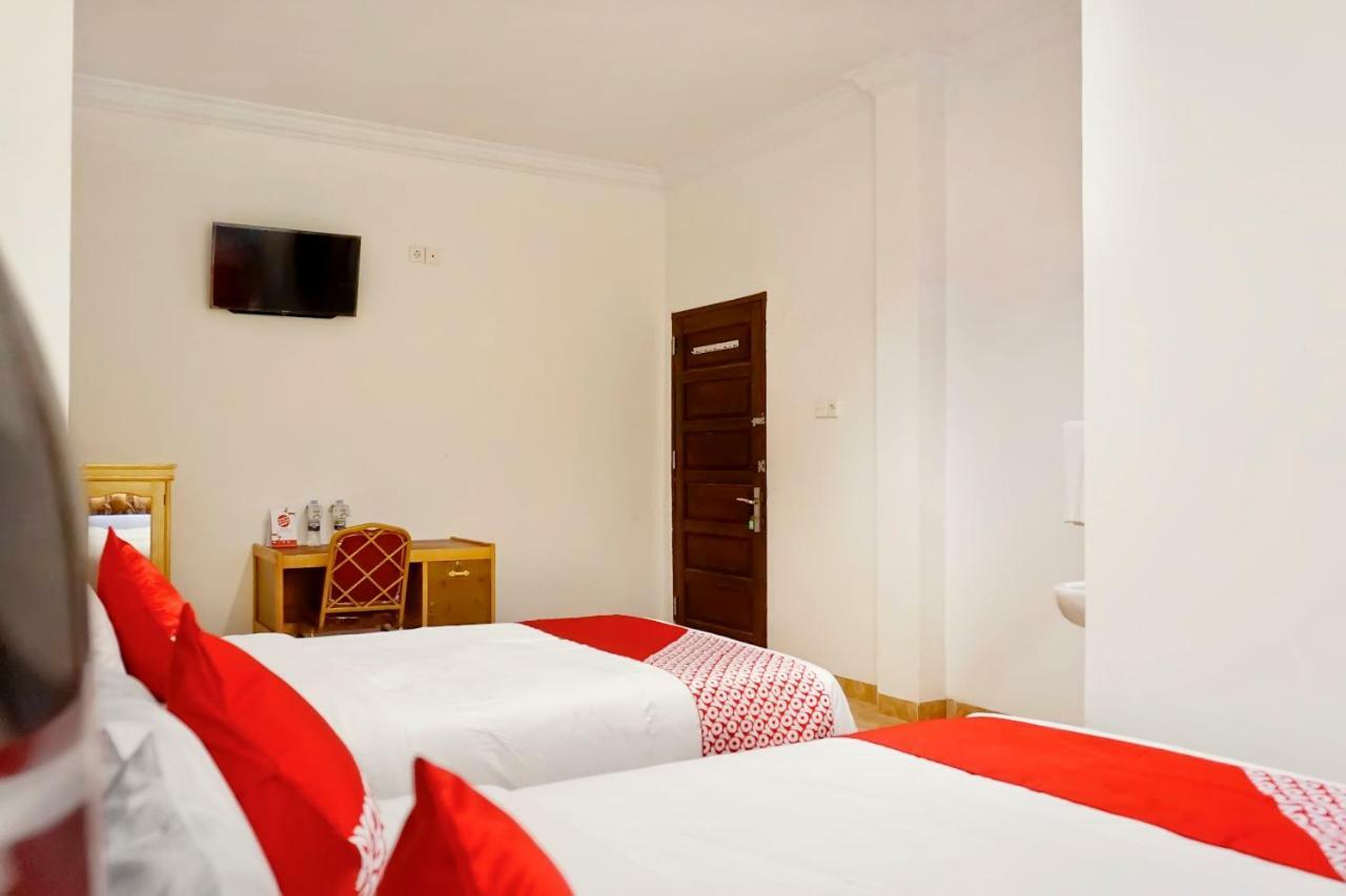 Oyo 694 Khasanah Residence Pekanbaru Zewnętrze zdjęcie